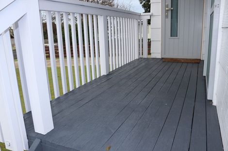 Photo of property in 7a Litchfield Place, Clarks Beach, 2122