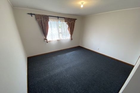 Photo of property in 29a-c Point England Road, Point England, Auckland, 1072