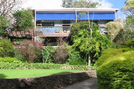 Photo of property in 18 Surville Place, Mairangi Bay, Auckland, 0630