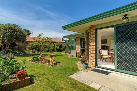 Photo of property in 10 James Henry Avenue, Papamoa Beach, Papamoa, 3118