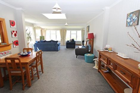 Photo of property in 10 Monowai Road, Ravensbourne, Dunedin, 9022