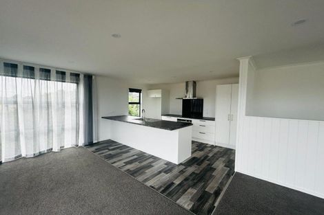 Photo of property in 40b Egmont Street, Castlecliff, Whanganui, 4501