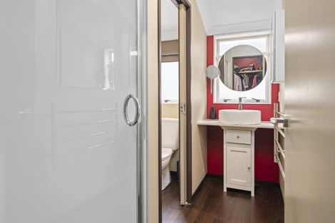 Photo of property in 40 Ruapehu Drive, Fitzherbert, Palmerston North, 4410