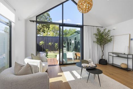 Photo of property in 19 Albany Street, St Albans, Christchurch, 8014