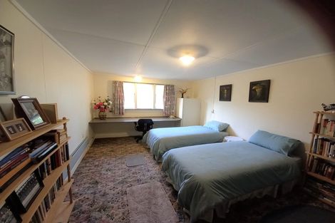 Photo of property in 33 Lincoln Terrace, Hokowhitu, Palmerston North, 4410