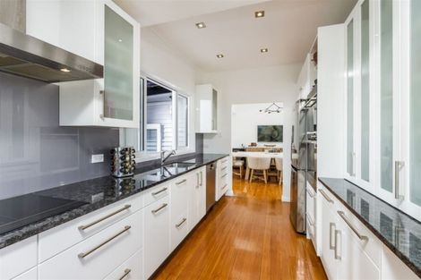 Photo of property in 1 Achilles Crescent, Narrow Neck, Auckland, 0624