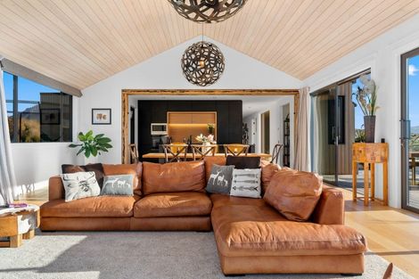 Photo of property in 10 Glenelg Lane, Jacks Point, 9371