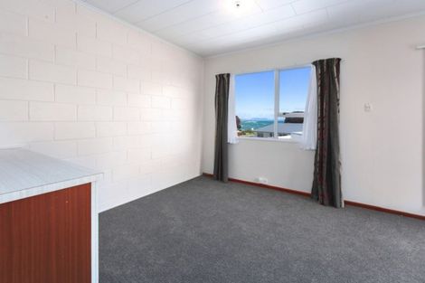 Photo of property in 10/22 Bay Drive, Titahi Bay, Porirua, 5022