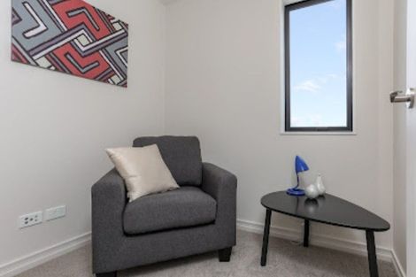 Photo of property in 1/8 Hepburn Road, Glendene, Auckland, 0602