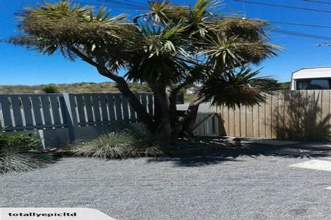 Photo of property in 521 Marine Parade, South New Brighton, Christchurch, 8062