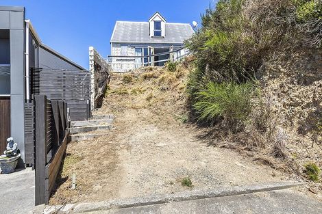Photo of property in 10 Pari Tai Way, Houghton Bay, Wellington, 6023