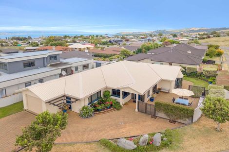 Photo of property in 1 Vaucluse Drive, Nukuhau, Taupo, 3330