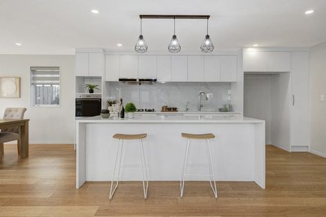 Photo of property in 4a Pauline Place, Bucklands Beach, Auckland, 2014