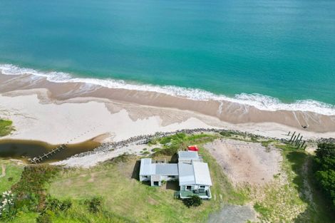 Photo of property in 266 Hokianga Harbour Drive, Omapere, Kaikohe, 0473