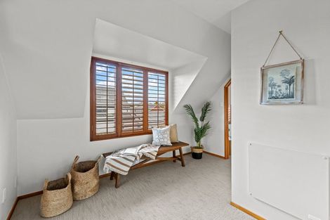 Photo of property in 2/151 Idris Road, Strowan, Christchurch, 8052