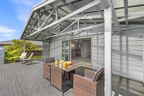 Photo of property in 16 Kedge Drive, Mangawhai, 0505