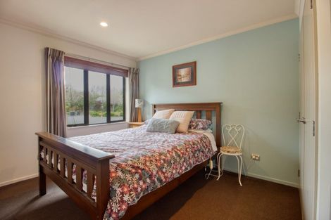 Photo of property in 19 Garforth Green, Halswell, Christchurch, 8025