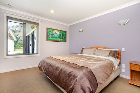 Photo of property in 152 Aerodrome Road, Dannevirke, 4972