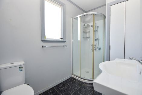 Photo of property in 13 Moreton Road, Carterton, 5713