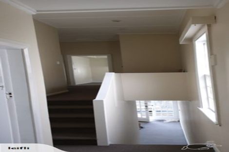 Photo of property in 76 Tinakori Road, Thorndon, Wellington, 6011