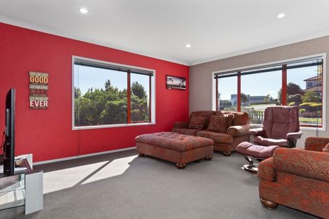 Photo of property in 2 Condor Drive, Pyes Pa, Tauranga, 3112