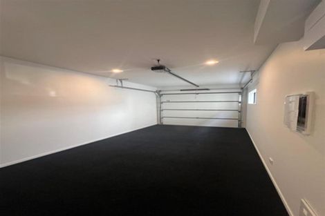 Photo of property in 62 Whare Kauri Road, Papakura, 2110