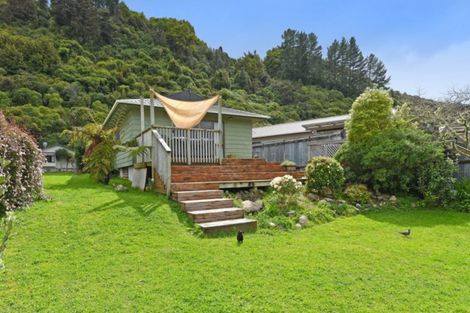 Photo of property in 92 Gillespies Road, Birchville, Upper Hutt, 5018