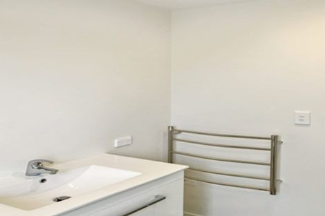 Photo of property in 70 Prado Drive, Pukekohe, 2120