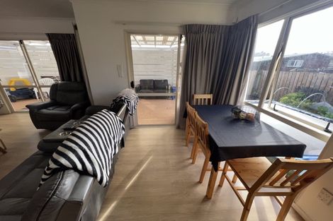 Photo of property in 12b Rosier Road, Glen Eden, Auckland, 0602