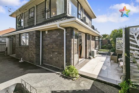 Photo of property in 52 Britannia Street, Petone, Lower Hutt, 5012