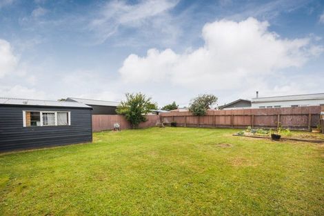 Photo of property in 73 Lockhart Avenue, Milson, Palmerston North, 4414