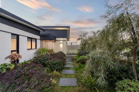 Photo of property in 4 Steve Askin Drive, Cracroft, Christchurch, 8022