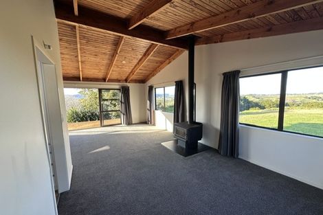 Photo of property in 401 Oneriri Road, Kaiwaka, 0573