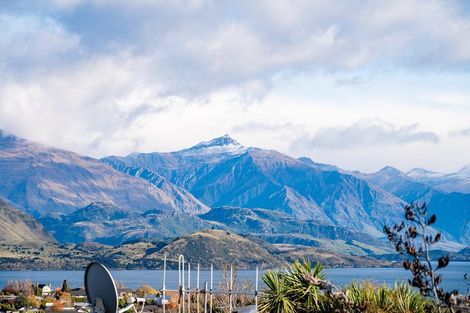 Photo of property in 122 Anderson Road, Wanaka, 9305