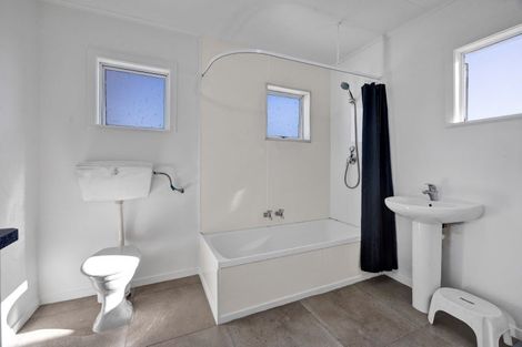 Photo of property in 14 Barclay Road, Okaiawa, Hawera, 4671