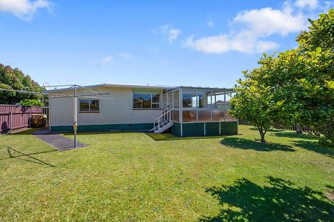 Photo of property in 43 Nevada Drive, Merrilands, New Plymouth, 4312