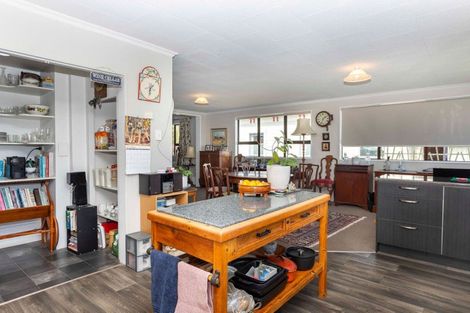 Photo of property in 21 Victoria Avenue, Dannevirke, 4930