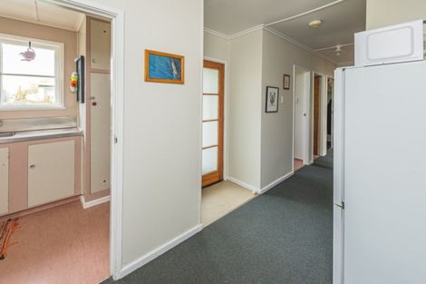 Photo of property in 73 Harper Street, Gonville, Whanganui, 4501