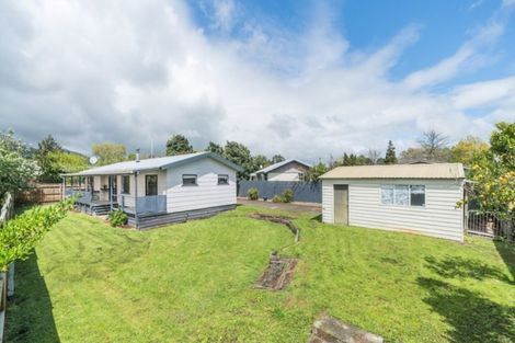 Photo of property in 33 Kowhai Street, Tokomaru, Palmerston North, 4474