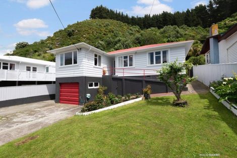 Photo of property in 147 Happy Valley Road, Owhiro Bay, Wellington, 6023