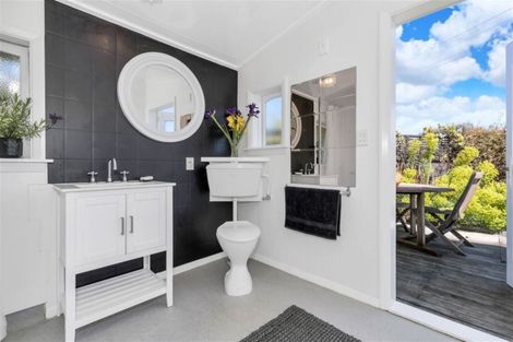 Photo of property in 18 Grierson Avenue, Amberley, 7481