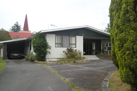 Photo of property in 15 Church Street, Waipawa, 4210