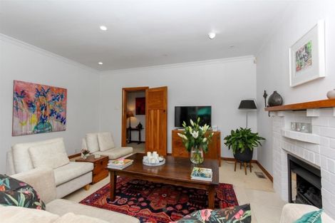 Photo of property in 29 Rogan Street, New Plymouth, 4310