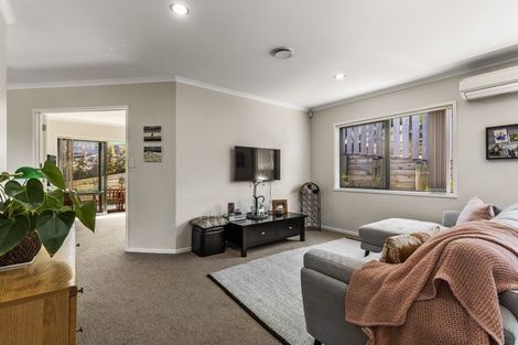 Photo of property in 16 Tom Keven Way, Pukekohe, 2120