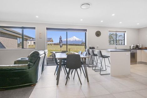 Photo of property in 297 Monmouth Road, Pembroke, Stratford, 4394