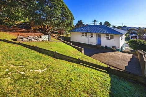 Photo of property in 146 Sievers Grove, Cannons Creek, Porirua, 5024