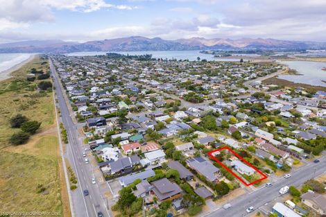 Photo of property in 17 Tovey Street, New Brighton, Christchurch, 8061