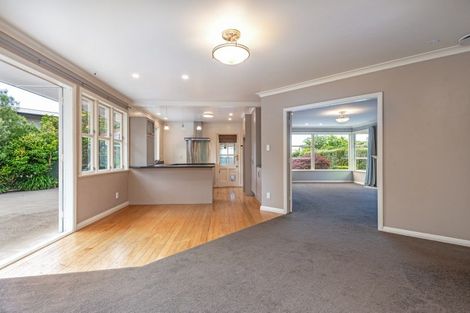 Photo of property in 12 Wigan Place, Hokowhitu, Palmerston North, 4410