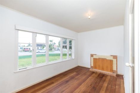 Photo of property in 2 Old Farm Road, Hamilton East, Hamilton, 3216