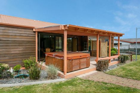 Photo of property in 106 Acacia Bay Road, Nukuhau, Taupo, 3330